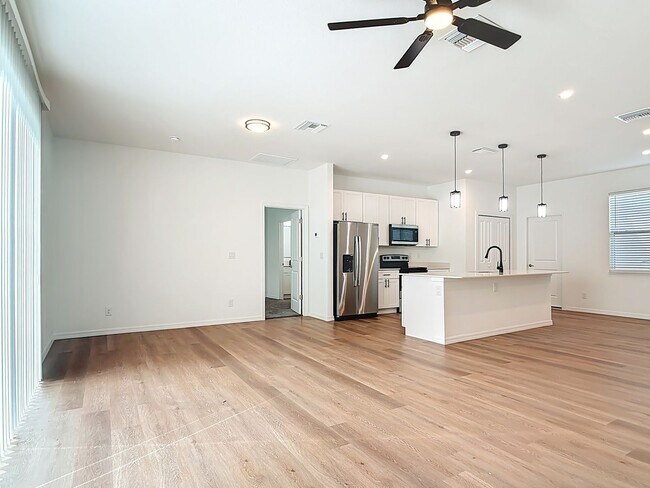 Building Photo - Brand New Home in North Port *3 Bedrooms &...