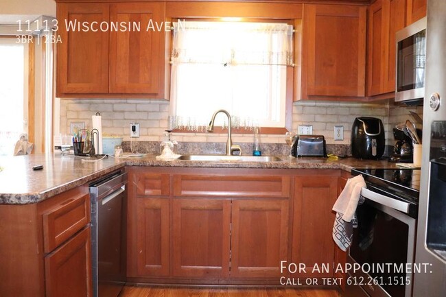 Building Photo - 11113 Wisconsin Ave N