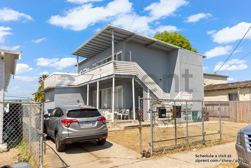 Primary Photo - 1257 77th Ave