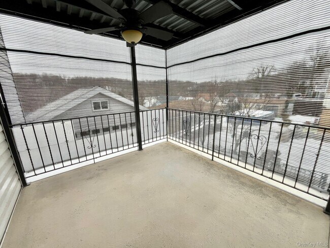 Building Photo - 103 Bennett Ave