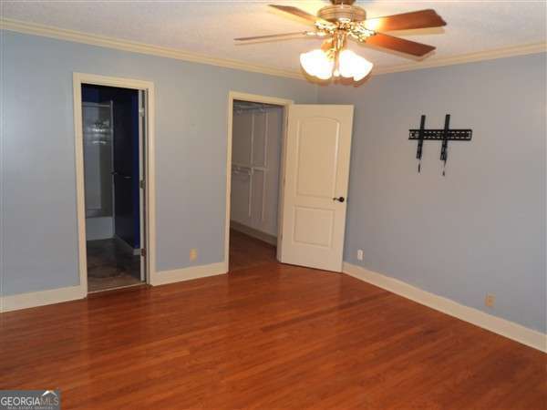 Building Photo - 216 Topi Trail