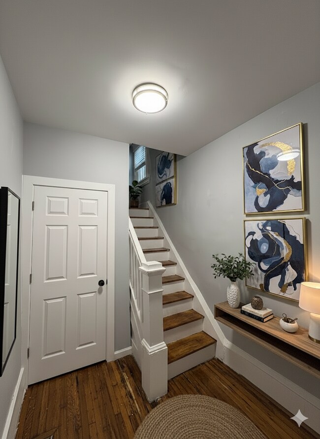 Building Photo - 923 Rogers Pl