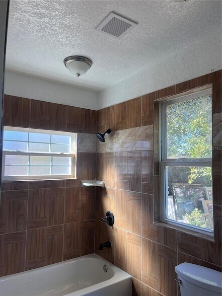 Building Photo - 1824 N Hiawassee Rd