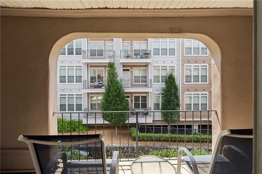 Building Photo - 395 Pharr Rd NE