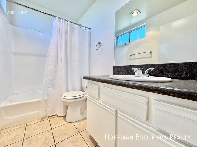 Building Photo - 8724 Burton Way