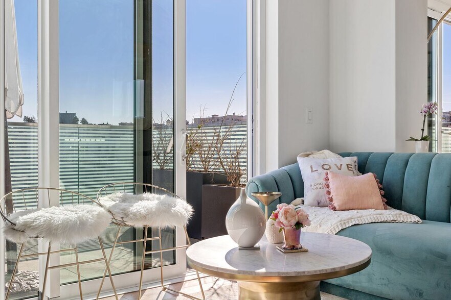 Building Photo - 555 Fulton St