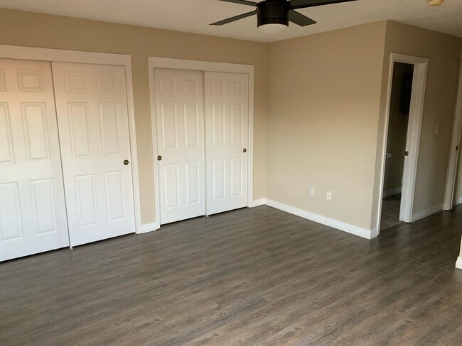 Building Photo - 4801 Irving Blvd NW