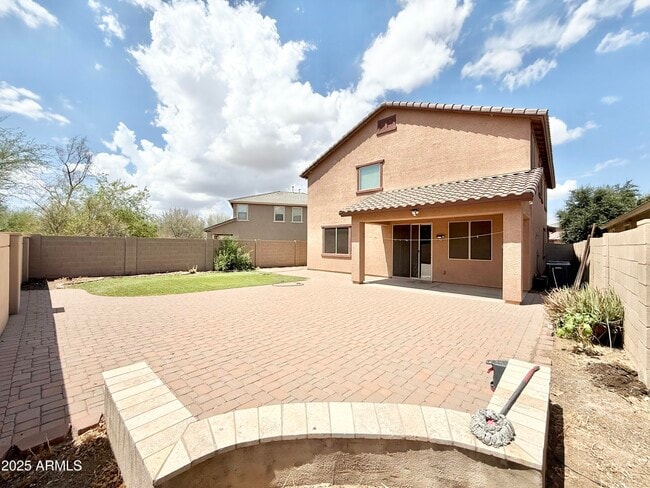 Building Photo - 4559 S Antonio