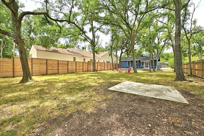 Building Photo - 4517 Jinx Ave