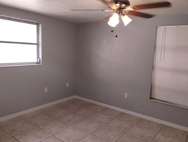 Building Photo - 7741 Ironbark Dr