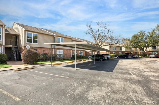 Building Photo - 5005 Georgi Ln