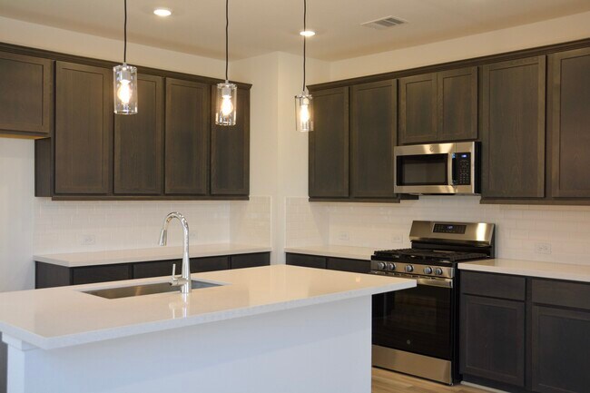 Building Photo - 18226 Norwood Groves Dr