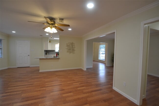 Building Photo - 12711 Westleigh Dr