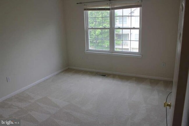 Building Photo - 12858 Fair Briar Ln