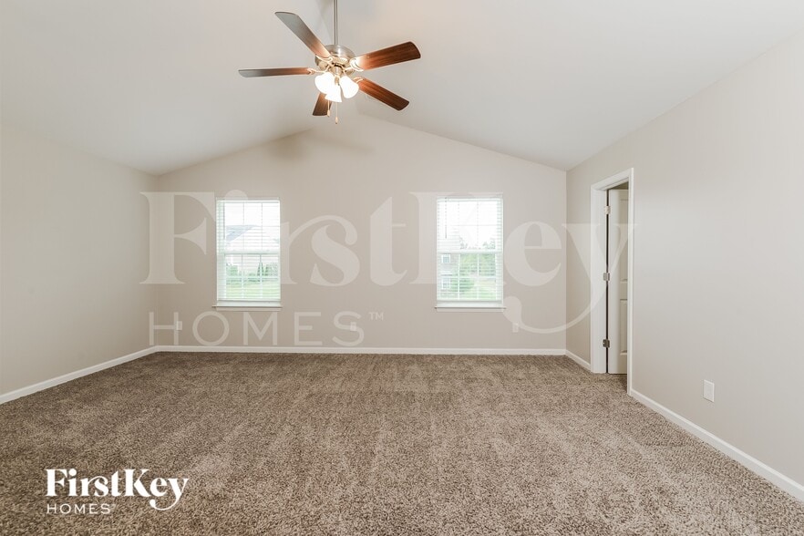 Building Photo - 107 Sawyer Ln