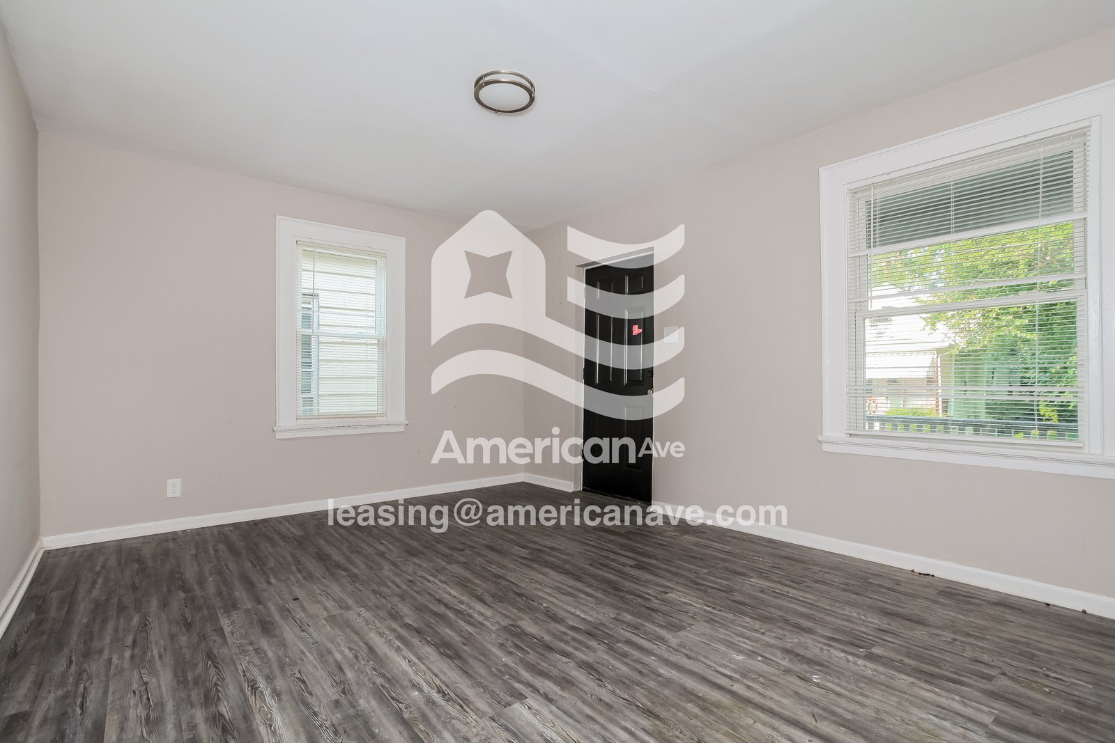 Building Photo - 1329 Wheeler St