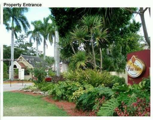 Building Photo - 9081 SW 138th Pl