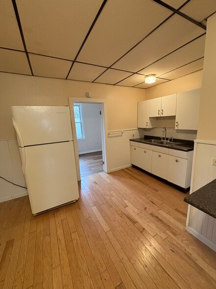 Building Photo - 140-142 Congress St