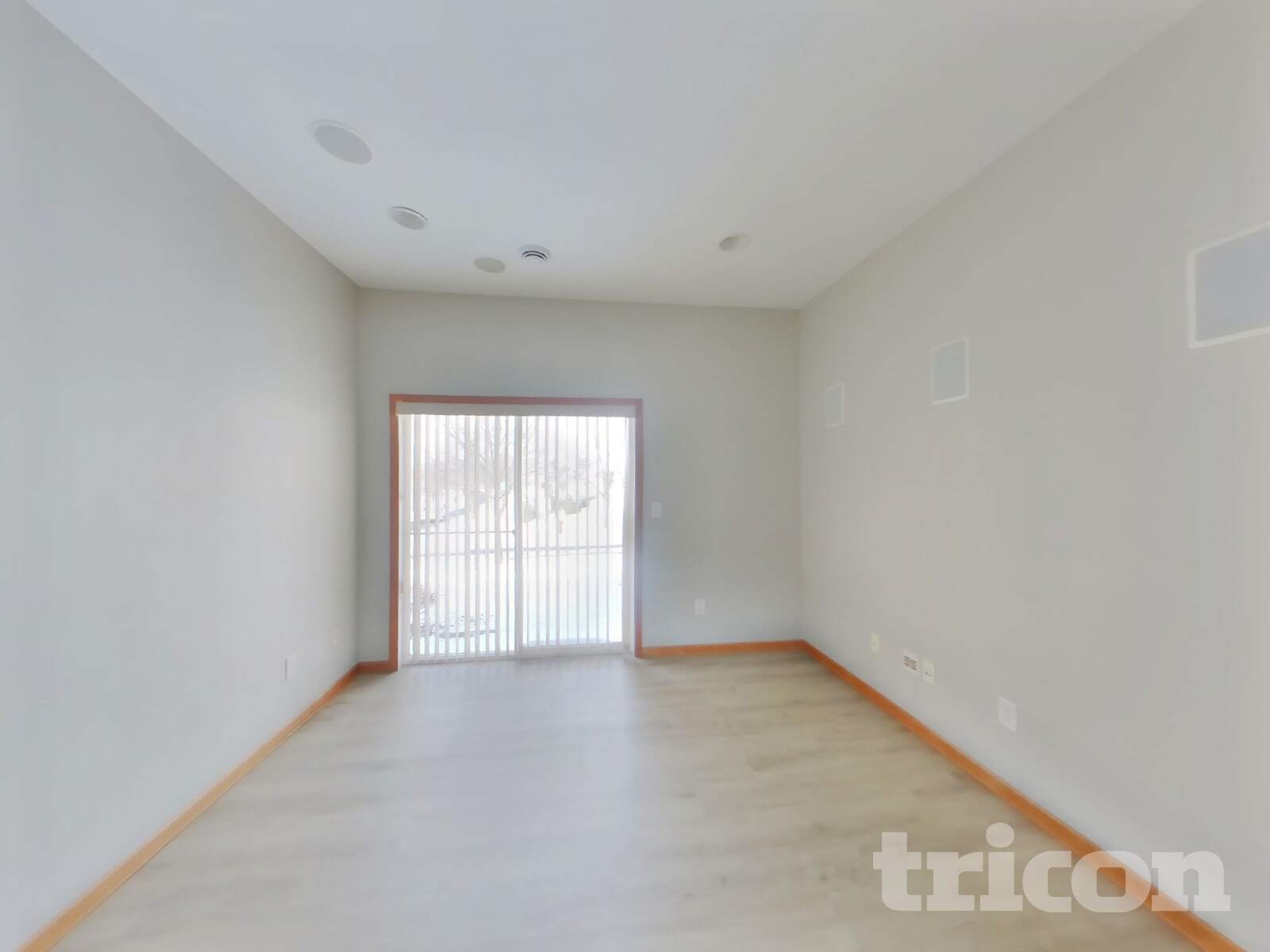 Building Photo - 1627 Fox Hunt Way