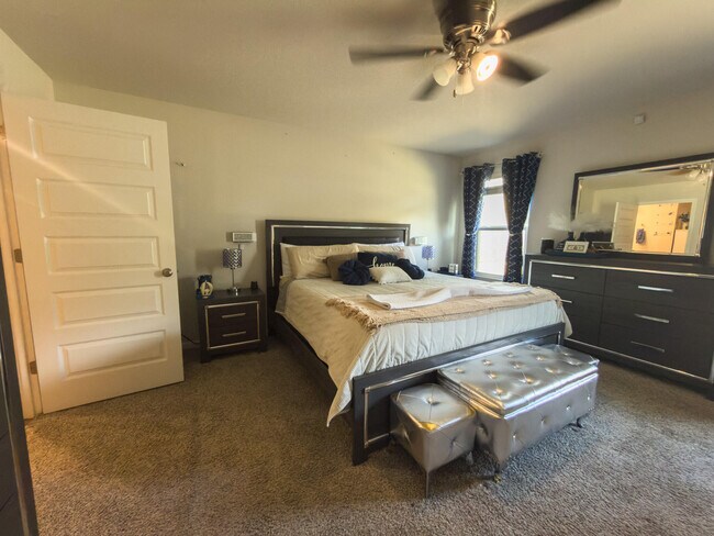 Building Photo - 8616 Tarsus Dr