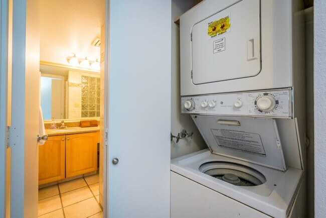 Building Photo - 2695 S Kihei Rd