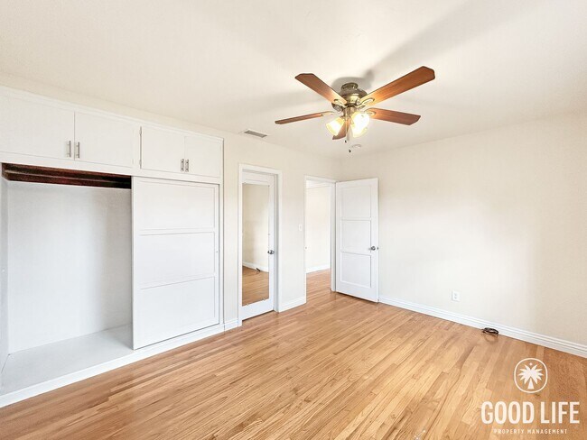 Building Photo - Charming 3BD/2BA w/ A/C, Attached Garage, and Large Yard in La Mesa!