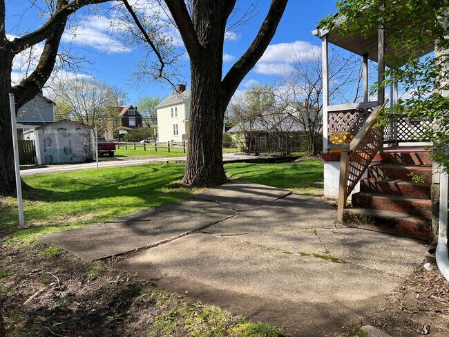 Building Photo - 3BR Retreat Minutes from The Waterfront Shopping & Dining