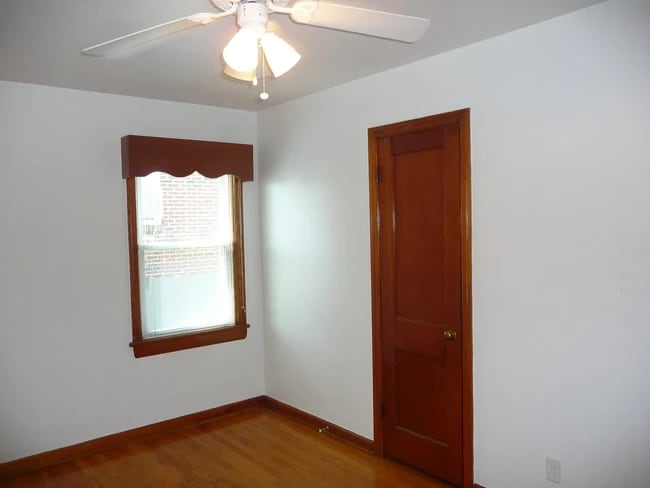 Building Photo - 1455 Greenbrier Ave SE