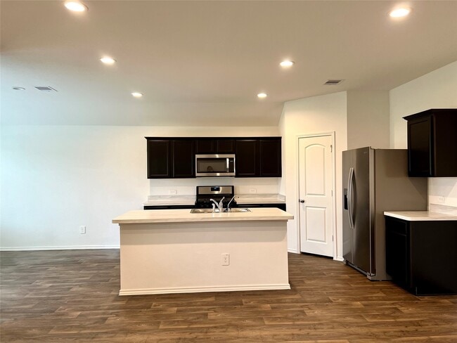 Building Photo - 5130 Cherry Tallow Trl