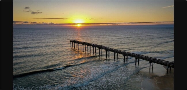 Building Photo - 210 Sixteenth St