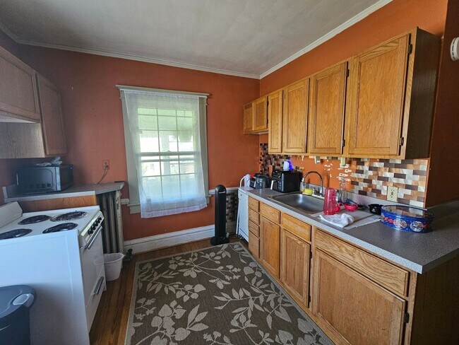 Building Photo - 306 S Jefferson St