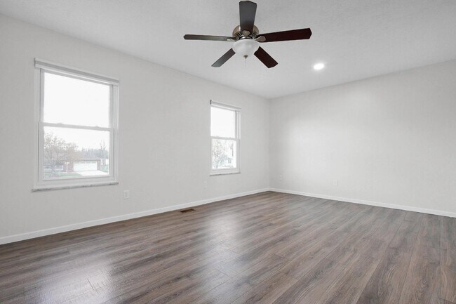 Building Photo - 1174 Obetz Rd