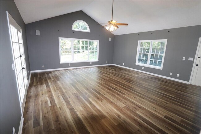 Building Photo - 2840 Spring Ridge Cir