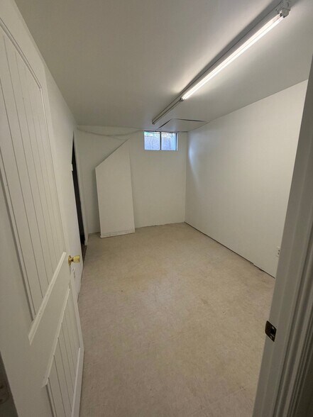 Building Photo - 1134 Cherry Ln