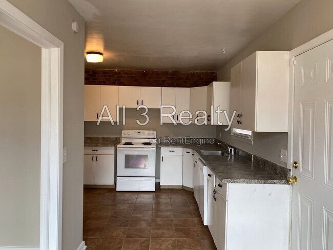 Building Photo - 3719 Bridlewood Dr