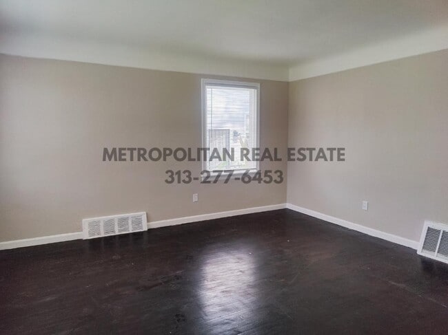 Building Photo - 26721 Carlysle St