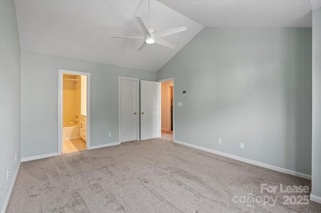 Building Photo - 9022 Roseton Ln