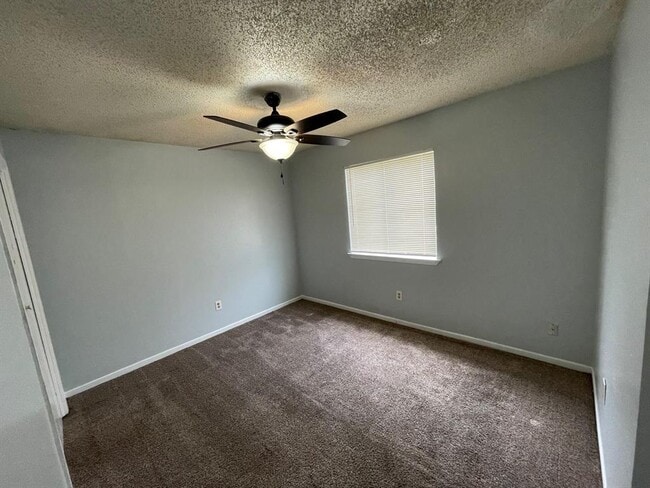 Building Photo - 1603 Onion Creek Village Dr