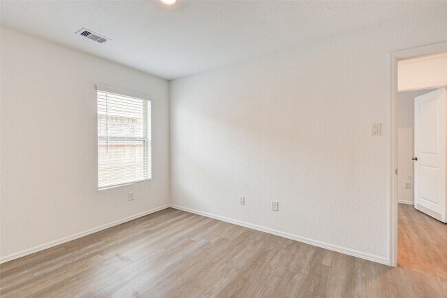 Building Photo - 26735 Wilderye Cv Ln