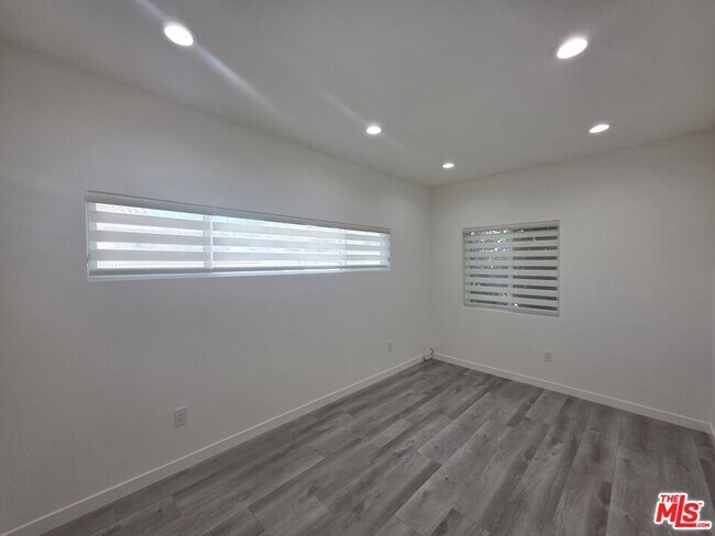 Building Photo - 25226 Loytan St