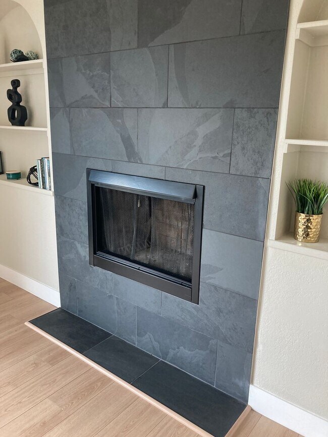 Building Photo - Spectacular, Panoramic Red Rock Views in West Sedona