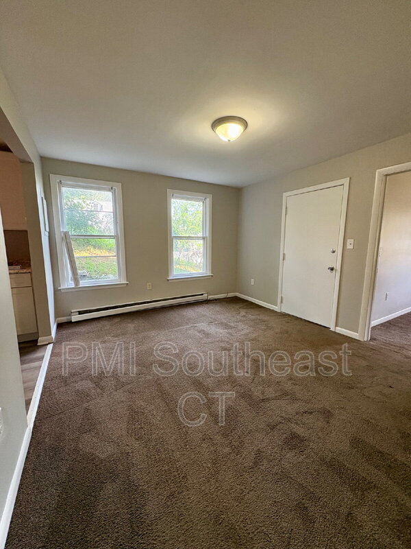 Building Photo - 54 Hempstead St