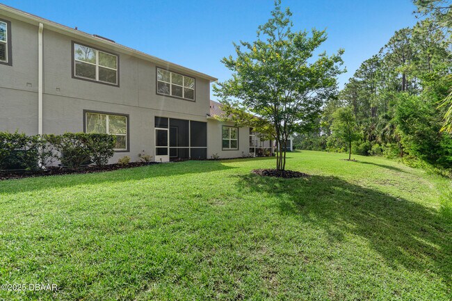 Building Photo - 829 Pinewood Dr