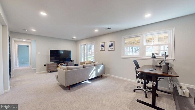 Building Photo - 4707 Holborn Ave