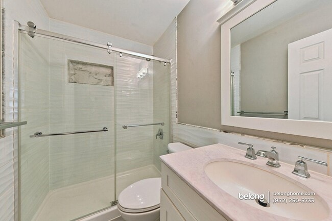 Building Photo - 1123 Estes Ct