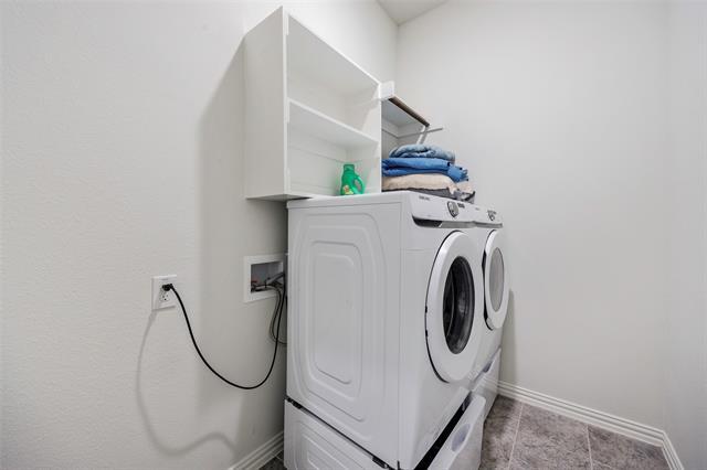 Building Photo - 1205 Indianola Trl