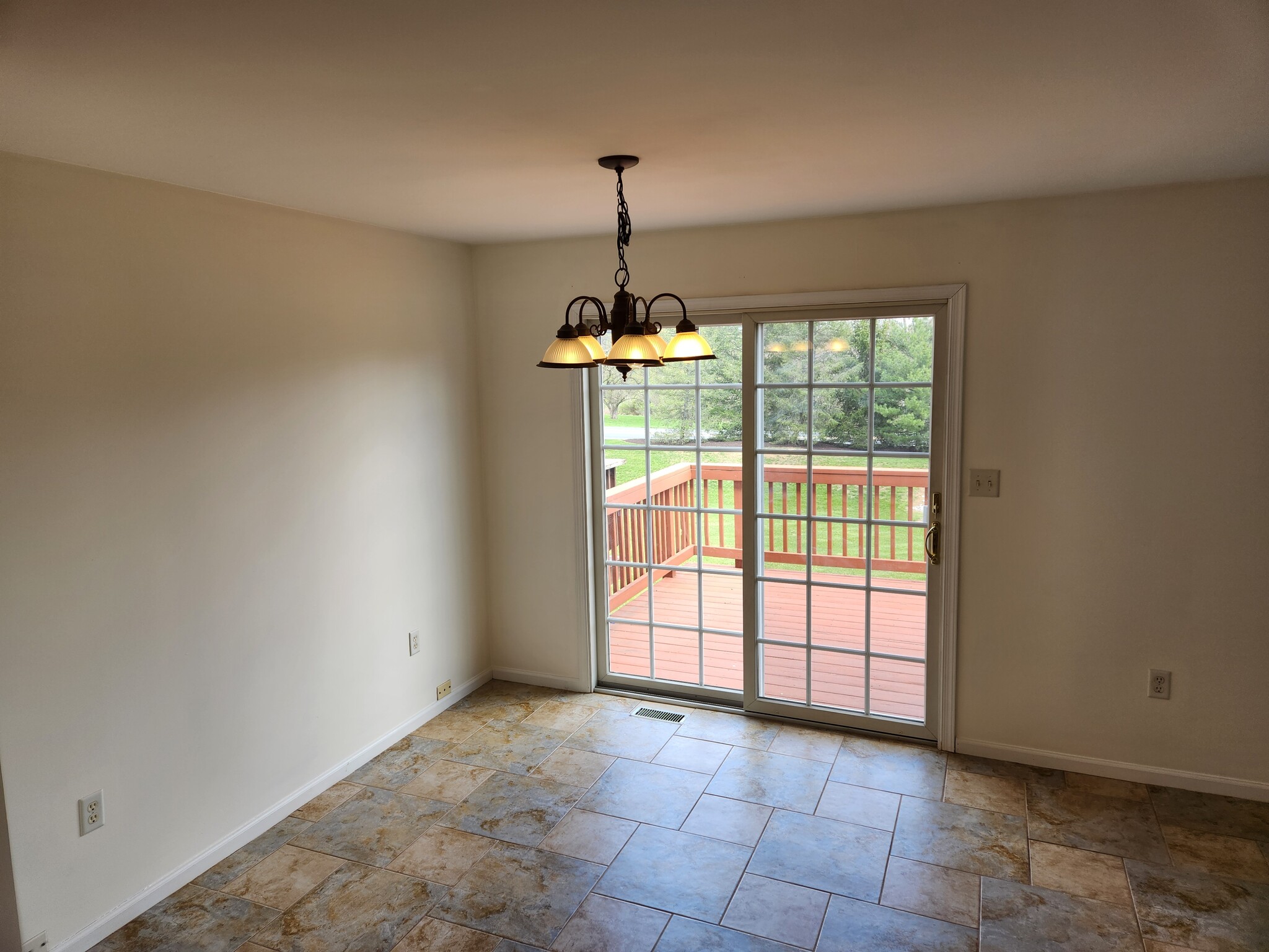 Building Photo - 513 Northstar Dr