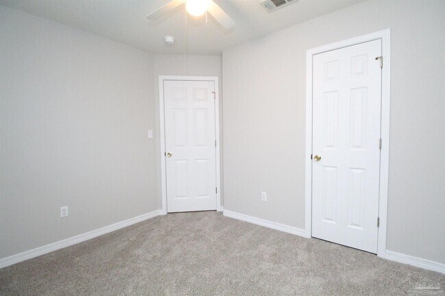 Building Photo - 1021 Antigua Cir