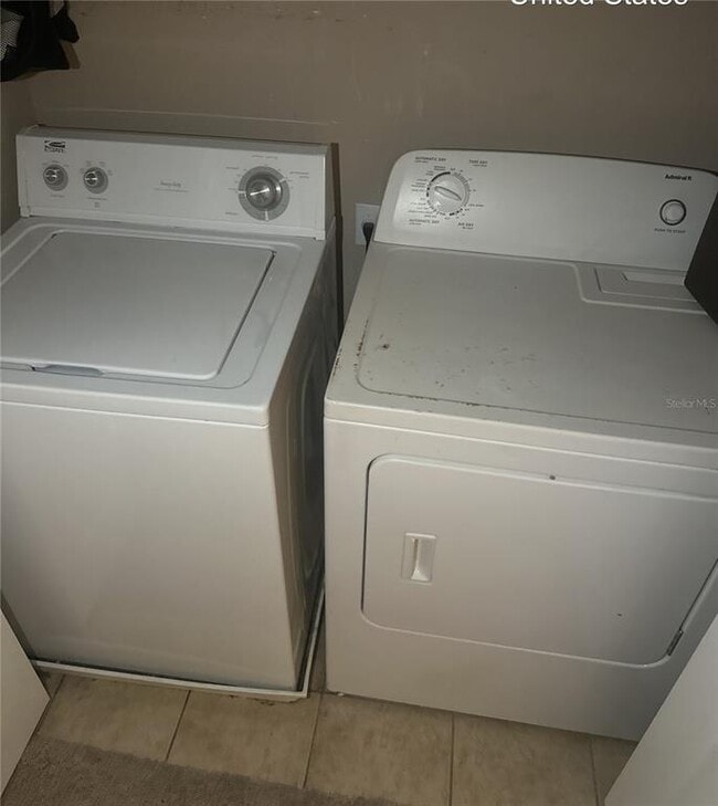 Building Photo - 5480 Paradise Cay Cir