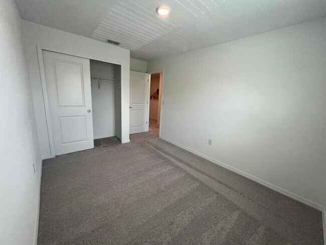 Building Photo - 2541 Penguin Blvd